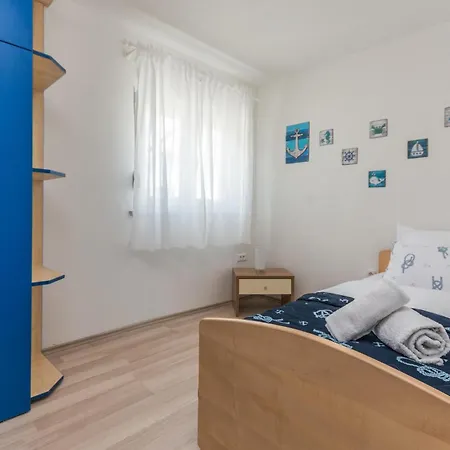 Beautiful In Rastane Donje With Kitchen Donje Rastane