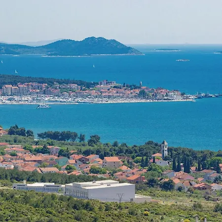 Dom wakacyjny Gorgeous In Rastane Donje